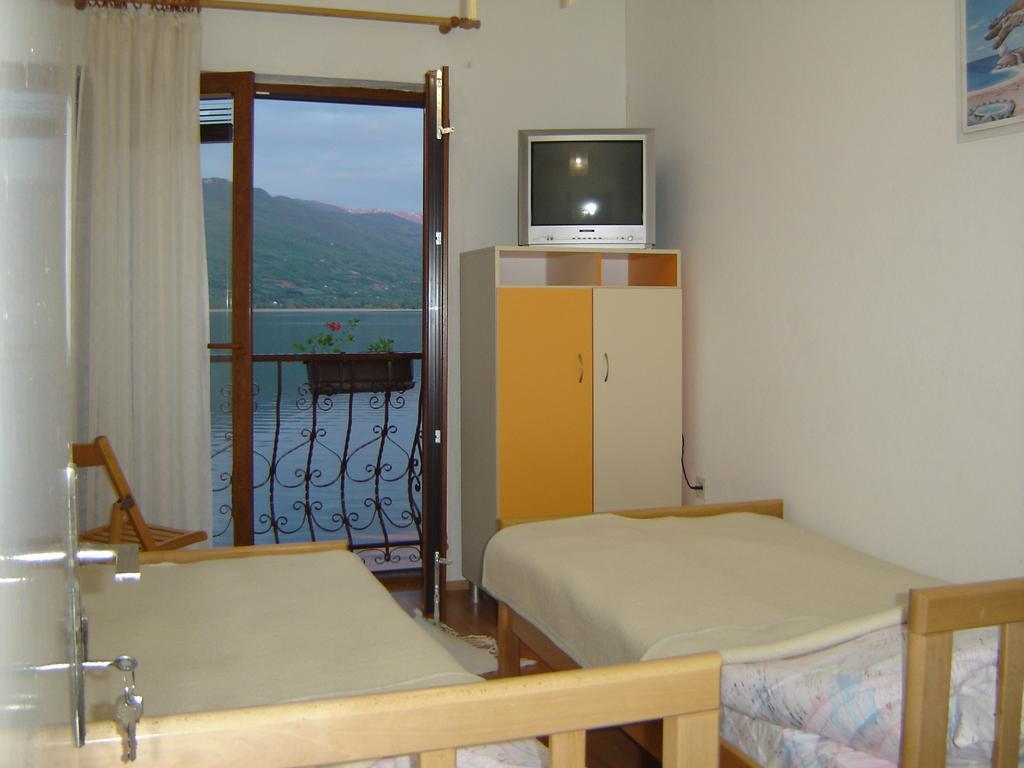 'By The Lake' Apartments Ohrid Zimmer foto